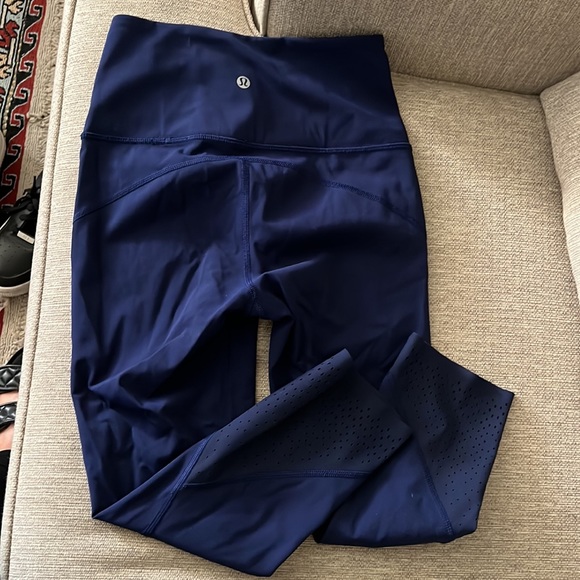 Lululemon crop leggings - Picture 4 of 5